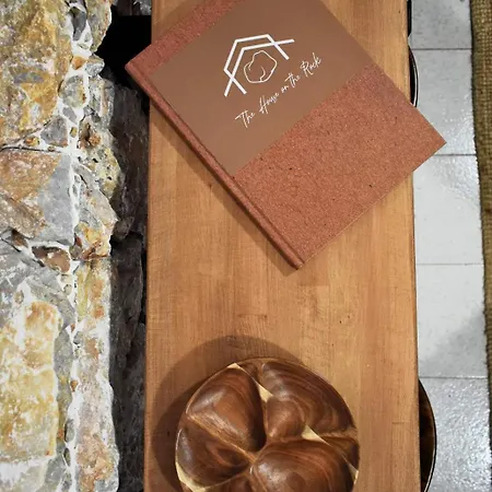 Daire The House On The Rock Antimachia