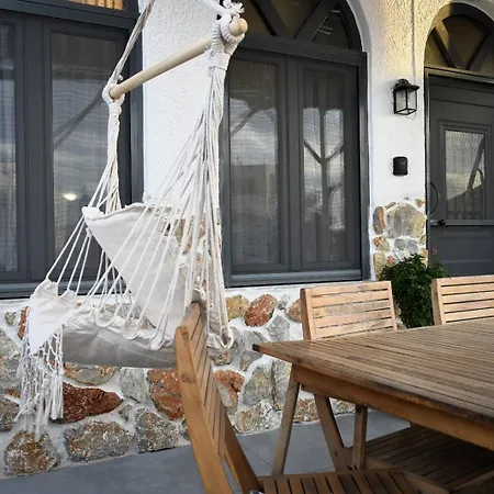 アパート The House On The Rock